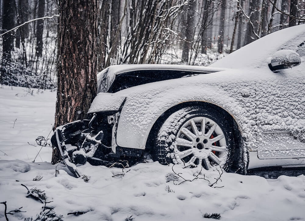 accidente de coche en invierno