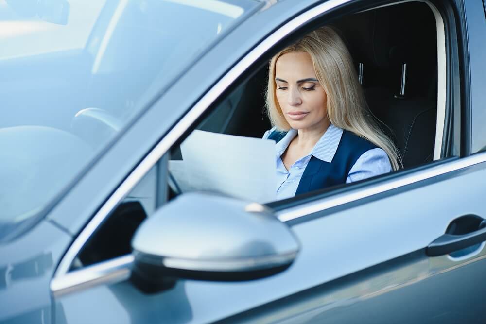 documentación necesitas llevar en el coche